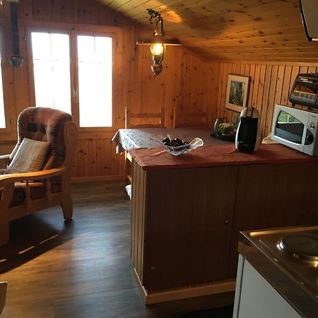 Chalet Ariane Blatten bei Naters Kamer foto