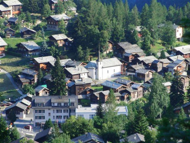 Chalet Ariane Blatten bei Naters Buitenkant foto