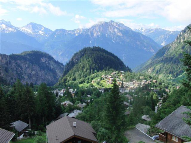Chalet Ariane Blatten bei Naters Buitenkant foto